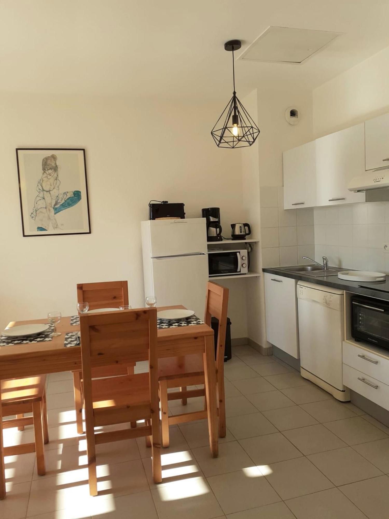 Appartement Bel Avec Piscine- *